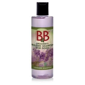Hundefrisørens egen økologiske shampoo med lavendel og Aloe Vera. Du får en shampoo kun med naturlige ingredienser. Shampoo