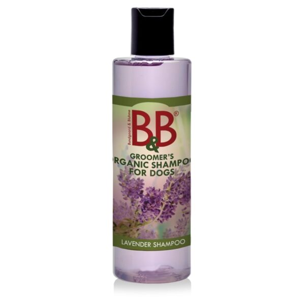 Hundefrisørens egen økologiske shampoo med lavendel og Aloe Vera. Du får en shampoo kun med naturlige ingredienser. Shampoo