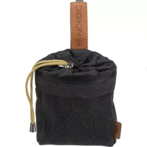 BE NORDIC Snack Bag. Godbidstaske. Taske til godbidder. BE NORDIC Snack Bag er den perfekte løsning til at opbevare og transportere dine hundegodbidder.