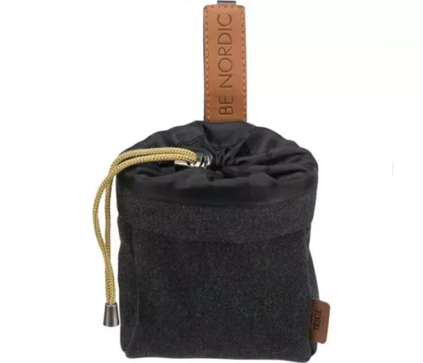 BE NORDIC Snack Bag. Godbidstaske. Taske til godbidder. BE NORDIC Snack Bag er den perfekte løsning til at opbevare og transportere dine hundegodbidder.